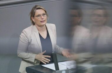 Verbraucherreport: Hubig will mehr Jugendschutz im Internet