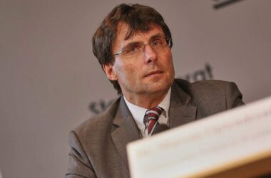 NRW-Finanzminister stellt Bedingungen für Steuerreform
