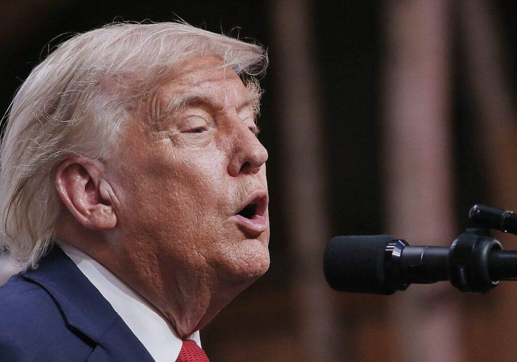 USA fliegen Angriffe gegen den Iran - Trump droht mit Vernichtung