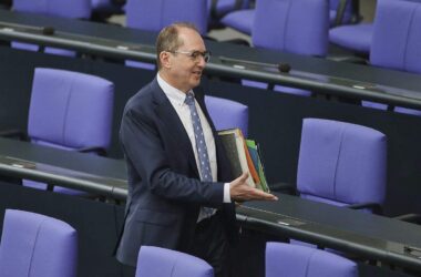 Dobrindt sieht "neue Phase" der europäischen Migrationspolitik
