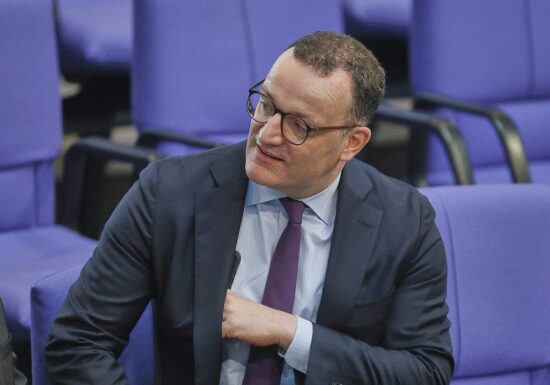 Spahn pocht auf flexiblere Arbeitszeiten