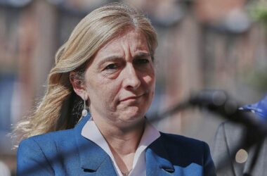 Pflege-Arbeitgeber kritisieren Warkens Reform als "Raubzug"