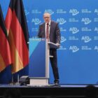 AfD-Politiker verteidigen Reise nach Russland