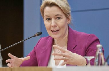 Giffey wirft Merz fehlenden Stolz auf Deutschland vor