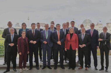 Treffen von Regierungsspitzen mit Sozialpartnern beendet