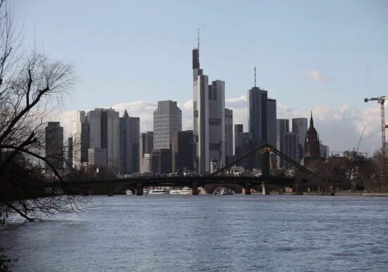 US-Finanzinvestor Apollo kritisiert zu langsames Tempo in Europa