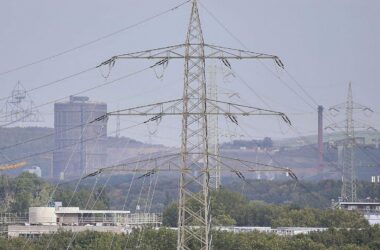 Stromnetzbetreiber sehen Erdverkabelung kritisch