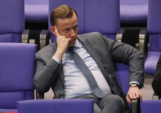 SPD-Fraktion will Kursänderung in der Außenpolitik