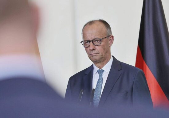 Merz hofft auf "Zeichen der Geschlossenheit" bei Nato-Gipfel