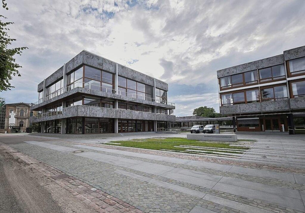 Karlsruhe: Pauschales Aus für Afghanen-Aufnahmeprogramme unzulässig