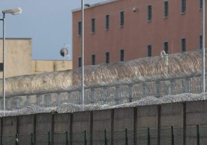 Anti-Folter-Stelle kritisiert Zustände in Gefängnissen