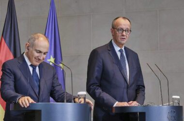 Merz telefoniert mit Armeniens Ministerpräsidenten