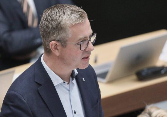 Berlins CDU-Spitzenkandidat will Fonds für Mieterklagen