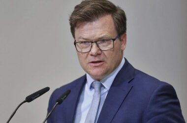 Schneider drängt auf Grundgesetzänderung für Klimaanpassung