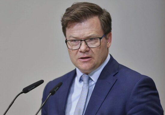 Schneider drängt auf Grundgesetzänderung für Klimaanpassung