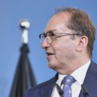 Dobrindt warnt vor höherer Terrorgefahr in Deutschland