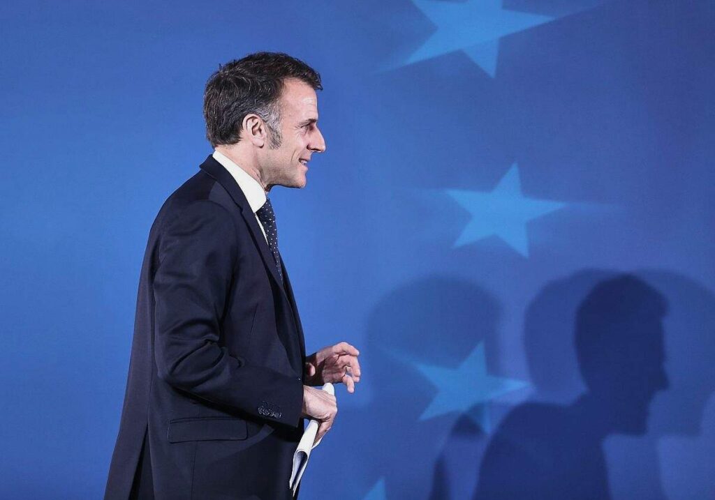 Trotz Explosionen in Damaskus: Macron setzt Syrien-Besuch fort