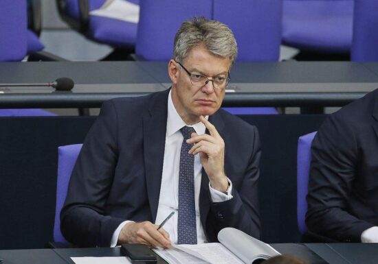 Unruhe in CDU wegen geplanter Entlassung Schnieders