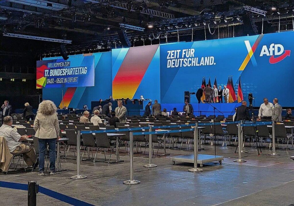 AfD setzt Parteitag fort - keine größeren Proteste