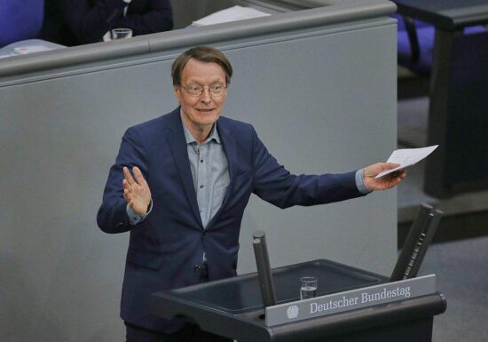 Lauterbach fordert schnelle Maßnahmen zum Hitzeschutz