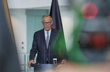 "Love in the air" - Merz lobt Trump nach Nato-Gipfel
