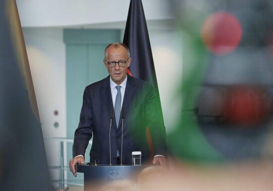 "Love in the air" - Merz lobt Trump nach Nato-Gipfel