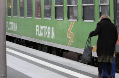 Flix sieht Nachteile für Deutsche Bahn durch Italo-Einstieg