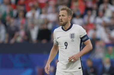 England gewinnt WM-Achtelfinale gegen Mexiko in Unterzahl