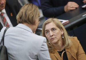Hubig begrüßt Wechsel von Warken ins Kanzleramt