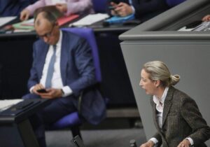 Ipsos: Union fällt auf tiefsten Stand seit 2022 - Rekord für AfD