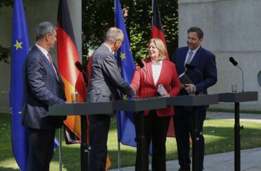 Wirtschaftsweiser Felbermayr lobt Reformpaket der Bundesregierung