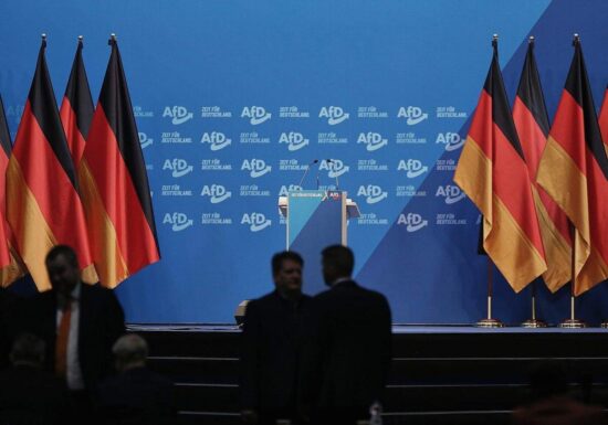 Strack-Zimmermann: Friedliche Blockade gegen AfD-Parteitag erlaubt