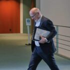 Künast stellt Wegners Eignung als Bürgermeister infrage