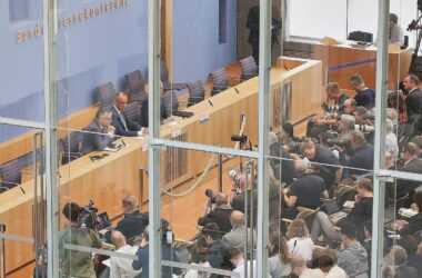 Merz stellt sich am 15. Juli der Hauptstadtpresse
