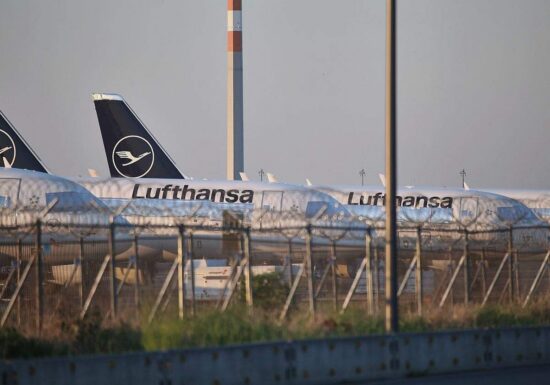 Lufthansa baut 550 Stellen bei Kernmarke ab