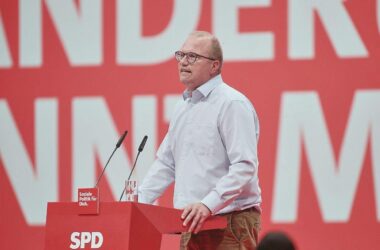 SPD-Spitzenkandidat in NRW drängt auf AfD-Verbotsverfahren