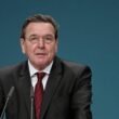 Ukrainischer Ex-Botschafter sieht Schröder als möglichen Vermittler