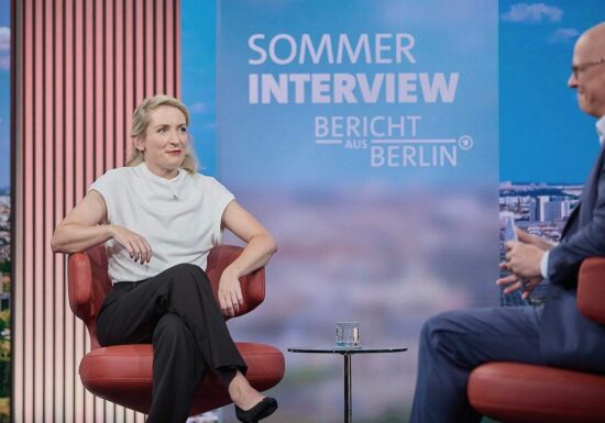 Linken-Chefin will "breite Bündnisse gegen diesen Sozialkahlschlag"