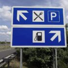 ADAC: Autobahntankstellen im Schnitt um 33 Cent je Liter teurer