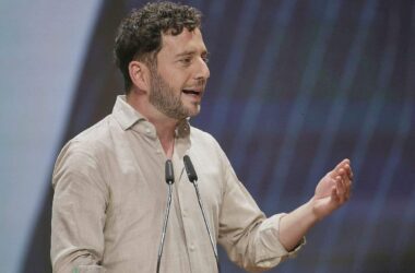 Grünen-Chef Banaszak: Fitness allein macht noch keinen neuen Mann