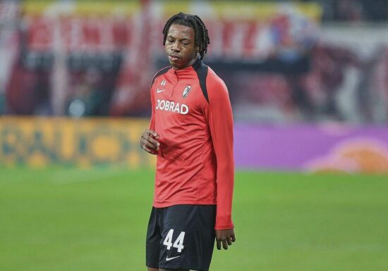 Manzambi wechselt zu Aston Villa