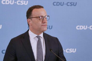 Spahn tritt als Unionsfraktionschef zurück