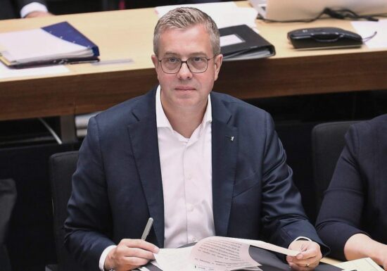 Evers sieht Leihmutterschaft-Debatte als Frauensache