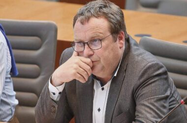 NRW-Umweltminister fordert "systematische Klimaanpassungspolitik"