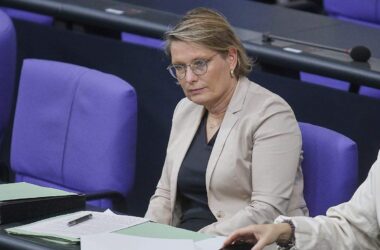 Justizministerin will bei IFG-Reform auf Transparenz pochen