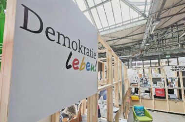 Amadeu-Antonio-Stiftung kritisiert "Demokratie leben"-Reform