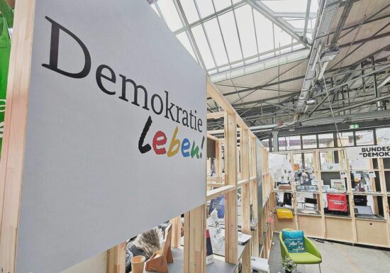 Amadeu-Antonio-Stiftung kritisiert "Demokratie leben"-Reform