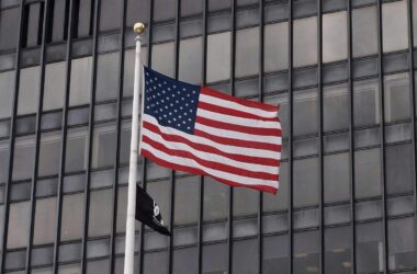 USA greifen weitere Ziele im Iran an