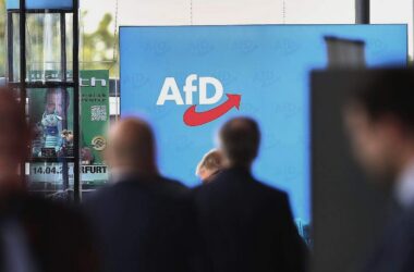 AfD liegt in Umfrage acht Punkte vor Union