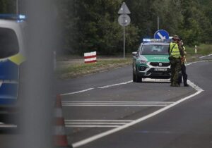 Dobrindt kündigt Verlängerung der Grenzkontrollen an